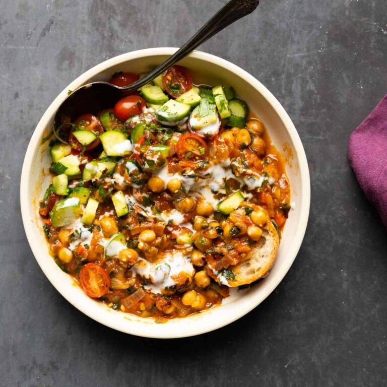 Peri-Peri Chickpeas (1 pan, 30 minutes)